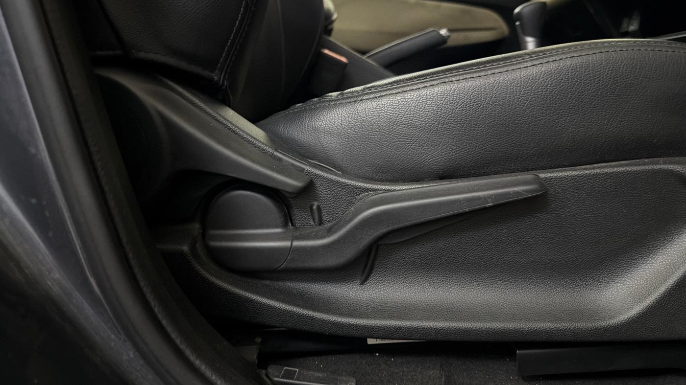 2023 Honda City 1.5L I-VTE V CVT, Petrol, Automatic, 87,985 km, Driver Side Adjustment Panel