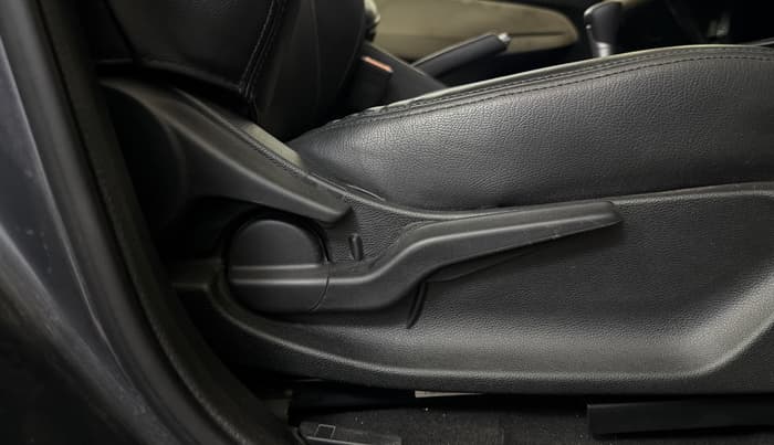 2023 Honda City 1.5L I-VTE V CVT, Petrol, Automatic, 87,985 km, Driver Side Adjustment Panel
