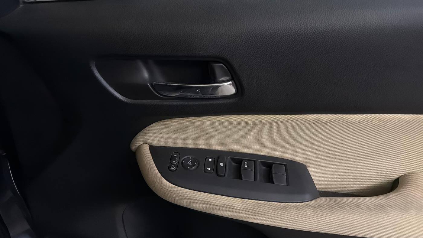 2023 Honda City 1.5L I-VTE V CVT, Petrol, Automatic, 87,985 km, Driver Side Door Panels Control