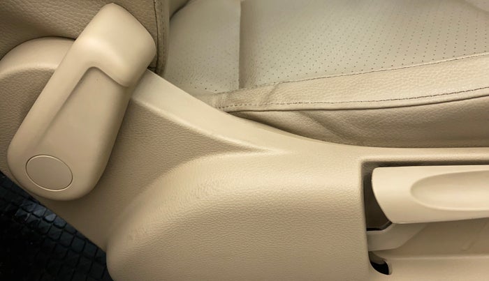 2019 Volkswagen Vento HIGHLINE DIESEL 1.5, Diesel, Manual, 70,355 km, Driver Side Adjustment Panel