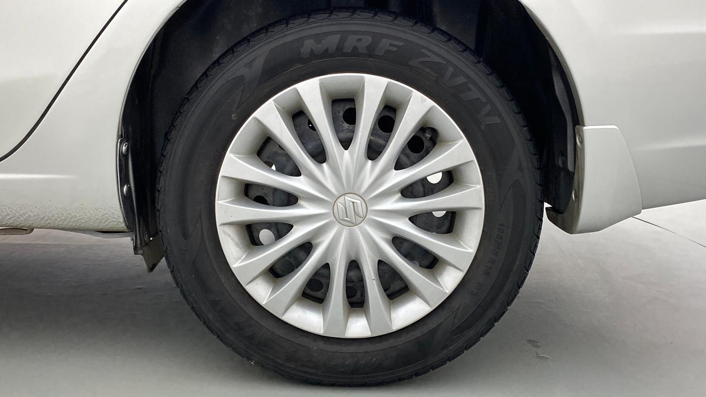 2017 Maruti Ciaz VXI PLUS, Petrol, Manual, 27,678 km, Left Rear Wheel