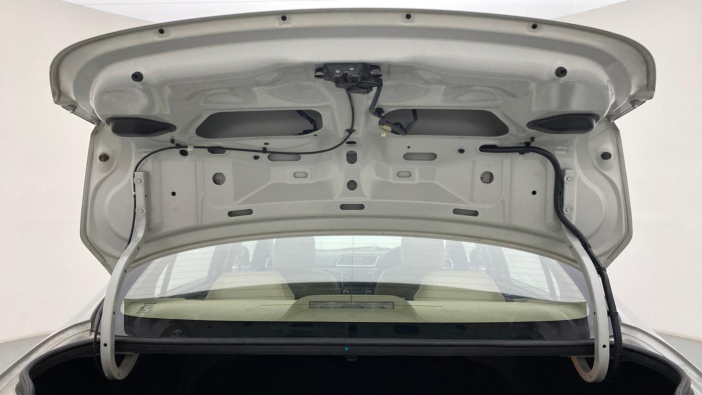 2017 Maruti Ciaz VXI PLUS, Petrol, Manual, 27,678 km, Boot Door Open
