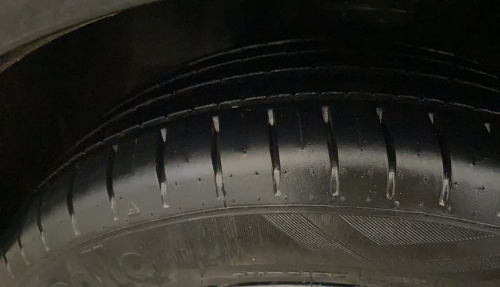 2019 Maruti IGNIS ZETA 1.2, Petrol, Manual, 37,430 km, Left Front Tyre Tread