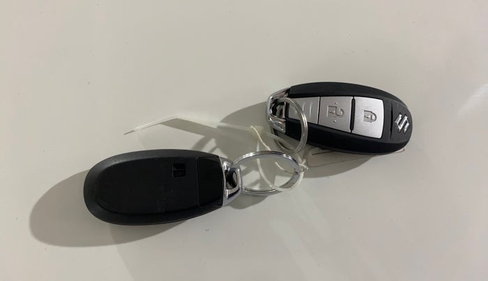 2019 Maruti IGNIS ZETA 1.2, Petrol, Manual, 37,430 km, Key Close Up