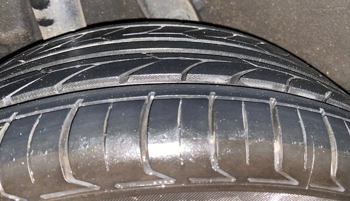 2021 Hyundai Verna SX 1.5 VTVT, Petrol, Manual, 50,942 km, Right Rear Tyre Tread