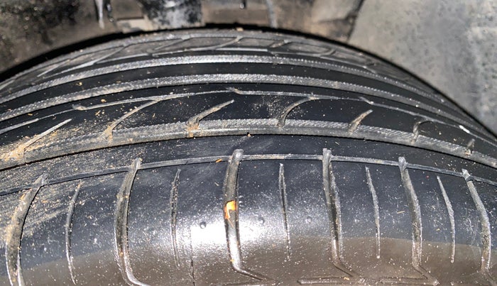 2021 Hyundai Verna SX 1.5 VTVT, Petrol, Manual, 50,942 km, Right Front Tyre Tread