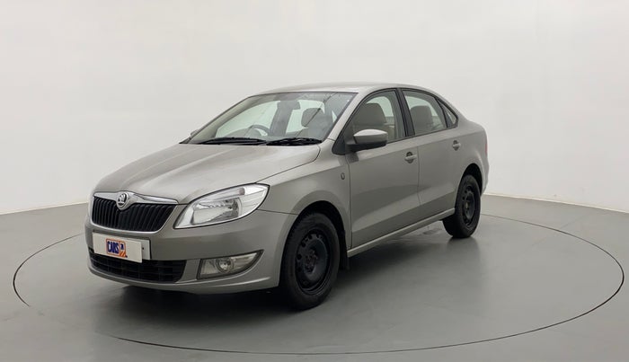 2014 Skoda Rapid 1.6 MPI AMBITION PLUS AT, Petrol, Automatic, 64,784 km, Left Front Diagonal