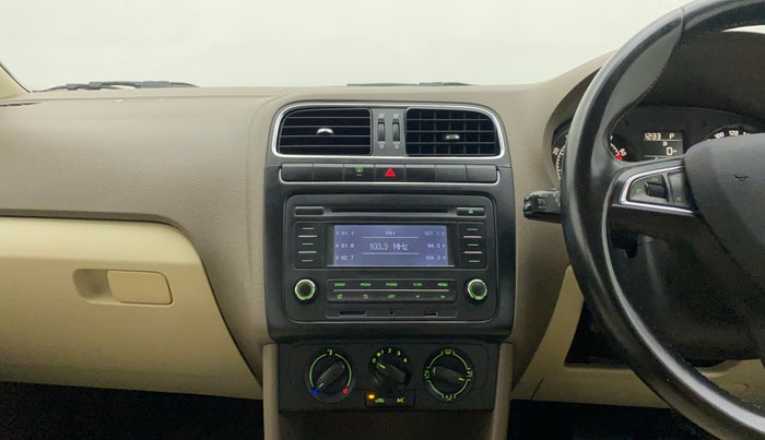 2014 Skoda Rapid 1.6 MPI AMBITION PLUS AT, Petrol, Automatic, 64,784 km, Air Conditioner