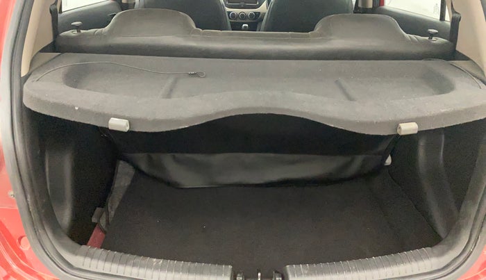 2018 Hyundai Grand i10 MAGNA 1.2 KAPPA VTVT, Petrol, Manual, 66,969 km, Boot Inside