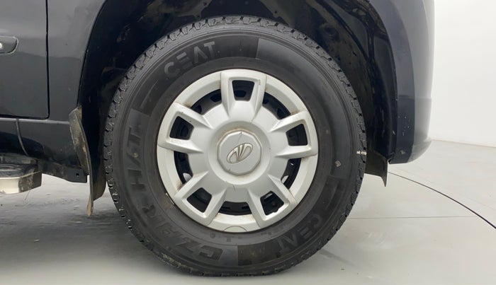 2019 Mahindra TUV300 T6+, Diesel, Manual, 21,665 km, Right Front Wheel