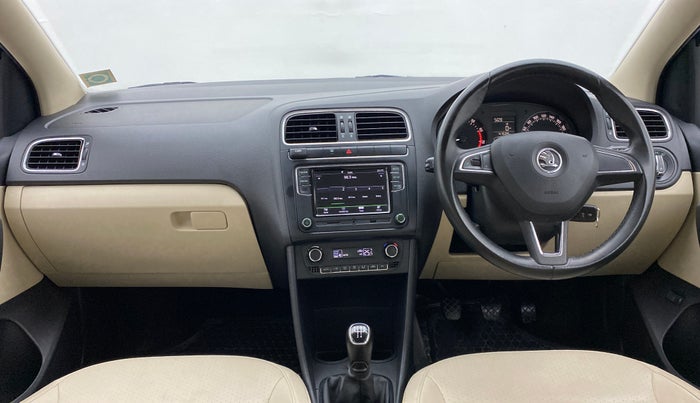 2017 Skoda Rapid STYLE 1.6 MPI MT, Petrol, Manual, 41,578 km, Dashboard