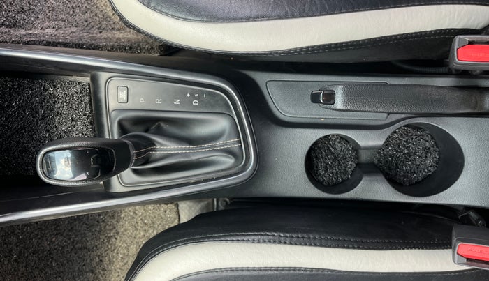 2023 Hyundai NEW I20 Sportz 1.2 IVT, Petrol, Automatic, 59,179 km, Gear Lever