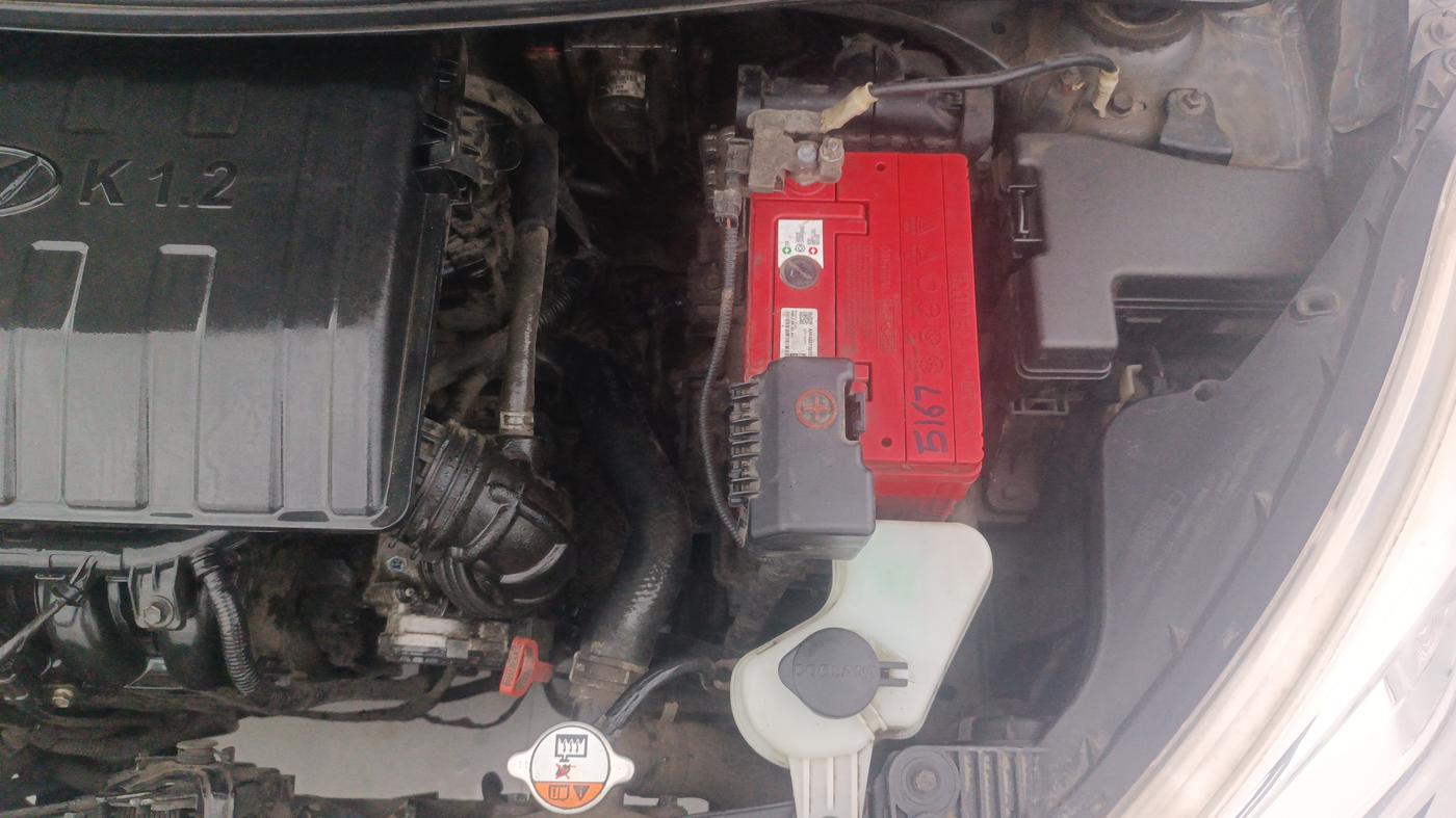 2018 Hyundai Grand i10 SPORTZ AT 1.2 KAPPA VTVT, Petrol, Automatic, 39,170 km, Engine View - Left