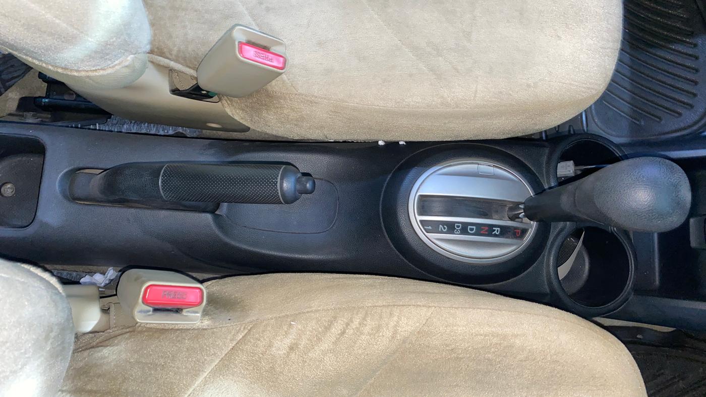2013 Honda Brio VX AT, Petrol, Automatic, 97,745 km, Gear Lever
