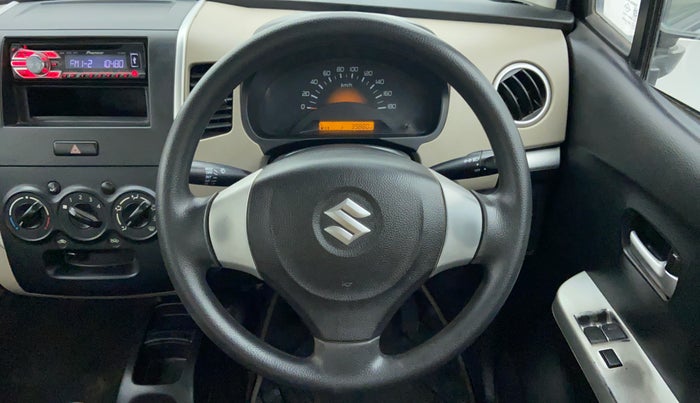 2013 Maruti Wagon R 1.0 LXI, Petrol, Manual, 39,951 km, Steering Wheel Close Up