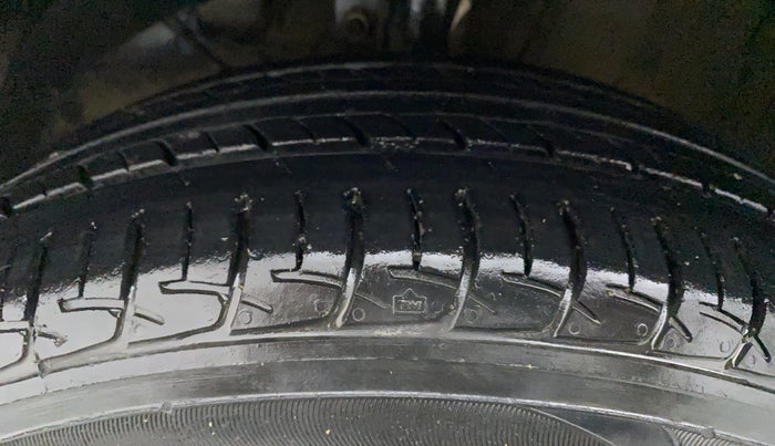 2018 Maruti Baleno DELTA CVT PETROL 1.2, Petrol, Automatic, 31,659 km, Left Front Tyre Tread