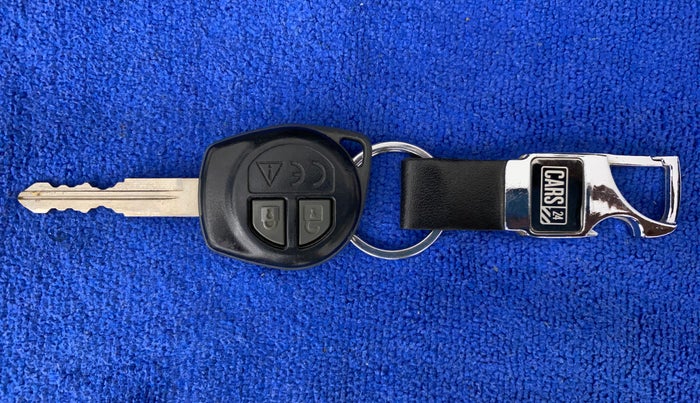 2018 Maruti Baleno DELTA CVT PETROL 1.2, Petrol, Automatic, 31,659 km, Key Close Up