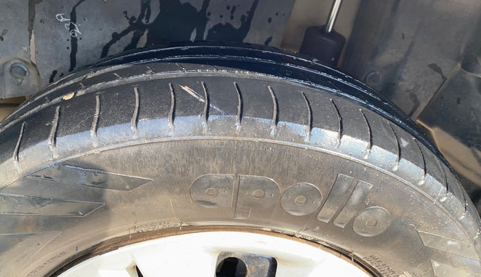 2013 Maruti Swift Dzire VDI, Diesel, Manual, 1,12,188 km, Left Rear Tyre Tread