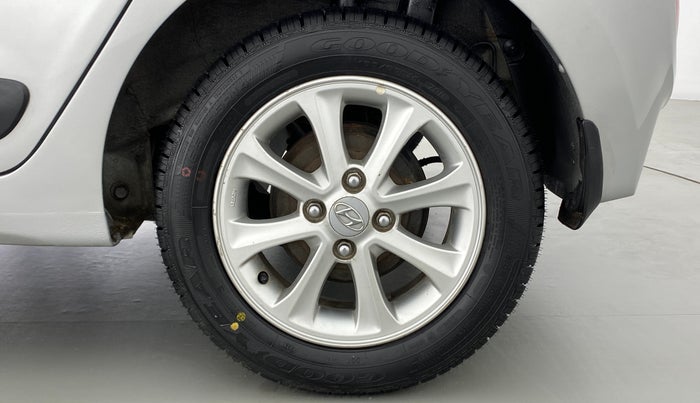2015 Hyundai Grand i10 ASTA 1.2 AT VTVT, Petrol, Automatic, 57,941 km, Left Rear Wheel