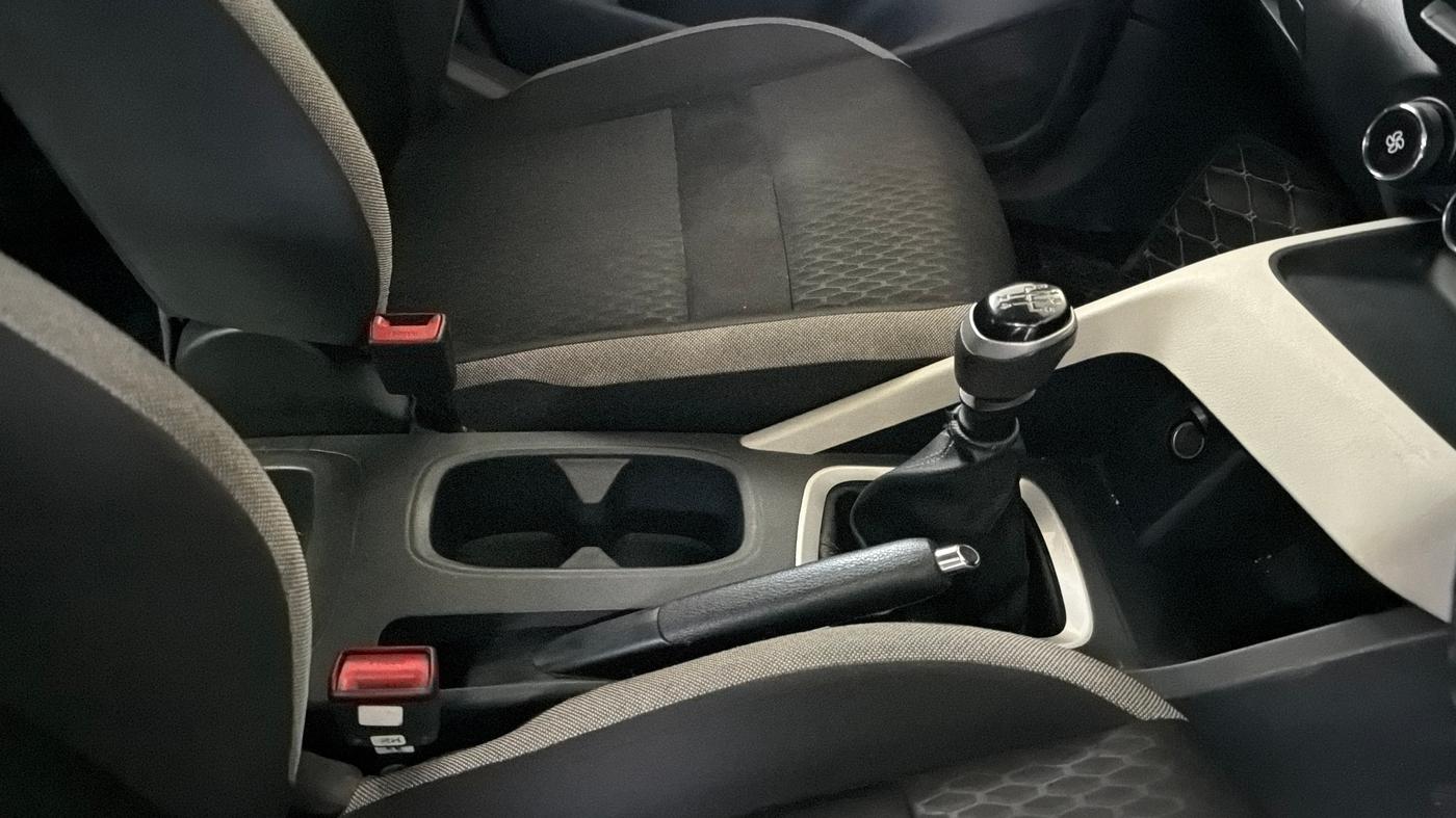 2023 Nissan MAGNITE XL, Petrol, Manual, 66,694 km, Gear Lever