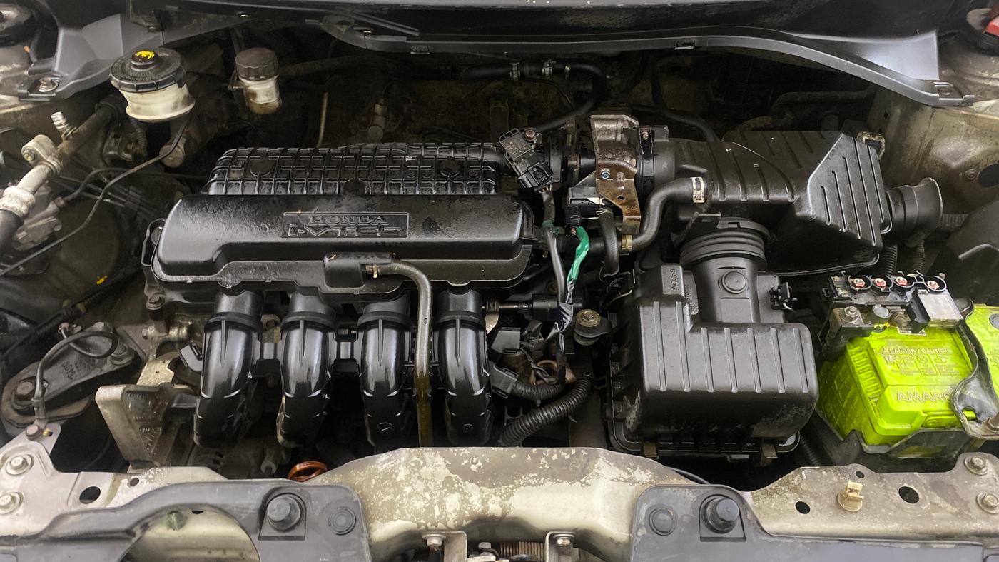 2013 Honda Amaze 1.2L I-VTEC E, Petrol, Manual, 1,01,615 km, Engine View