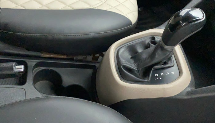 2016 Hyundai Grand i10 ASTA (O) AT 1.2 KAPPA VTVT, Petrol, Automatic, 59,715 km, Gear Lever