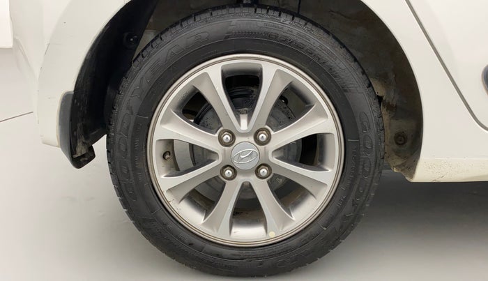 2016 Hyundai Grand i10 ASTA (O) AT 1.2 KAPPA VTVT, Petrol, Automatic, 59,715 km, Right Rear Wheel