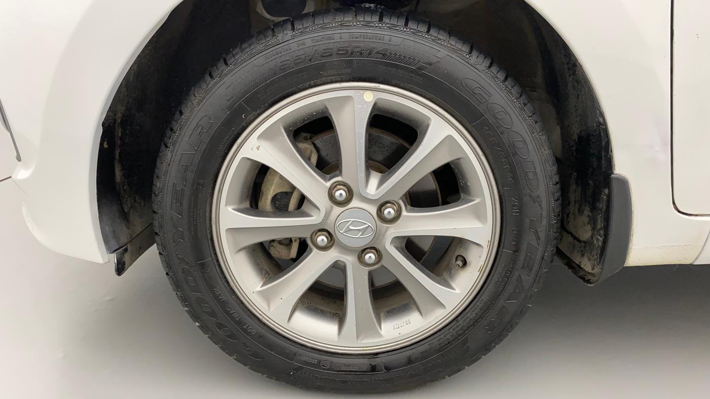 2016 Hyundai Grand i10 ASTA (O) AT 1.2 KAPPA VTVT, Petrol, Automatic, 59,715 km, Left Front Wheel