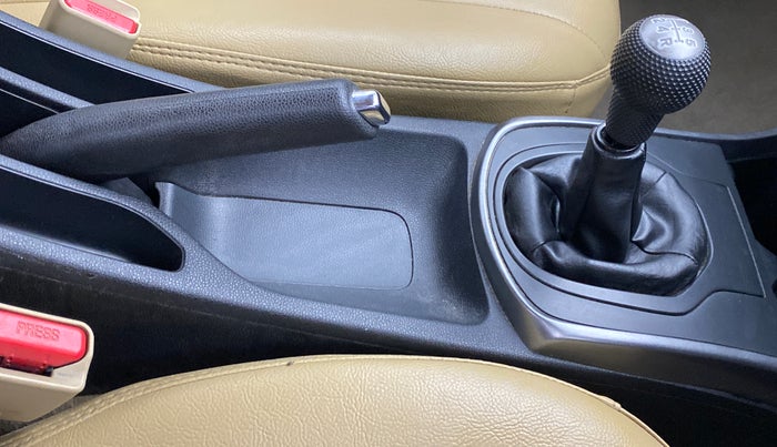 2014 Honda City V MT PETROL, Petrol, Manual, 50,617 km, Gear Lever
