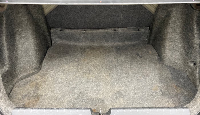 2014 Honda City V MT PETROL, Petrol, Manual, 50,617 km, Boot Inside