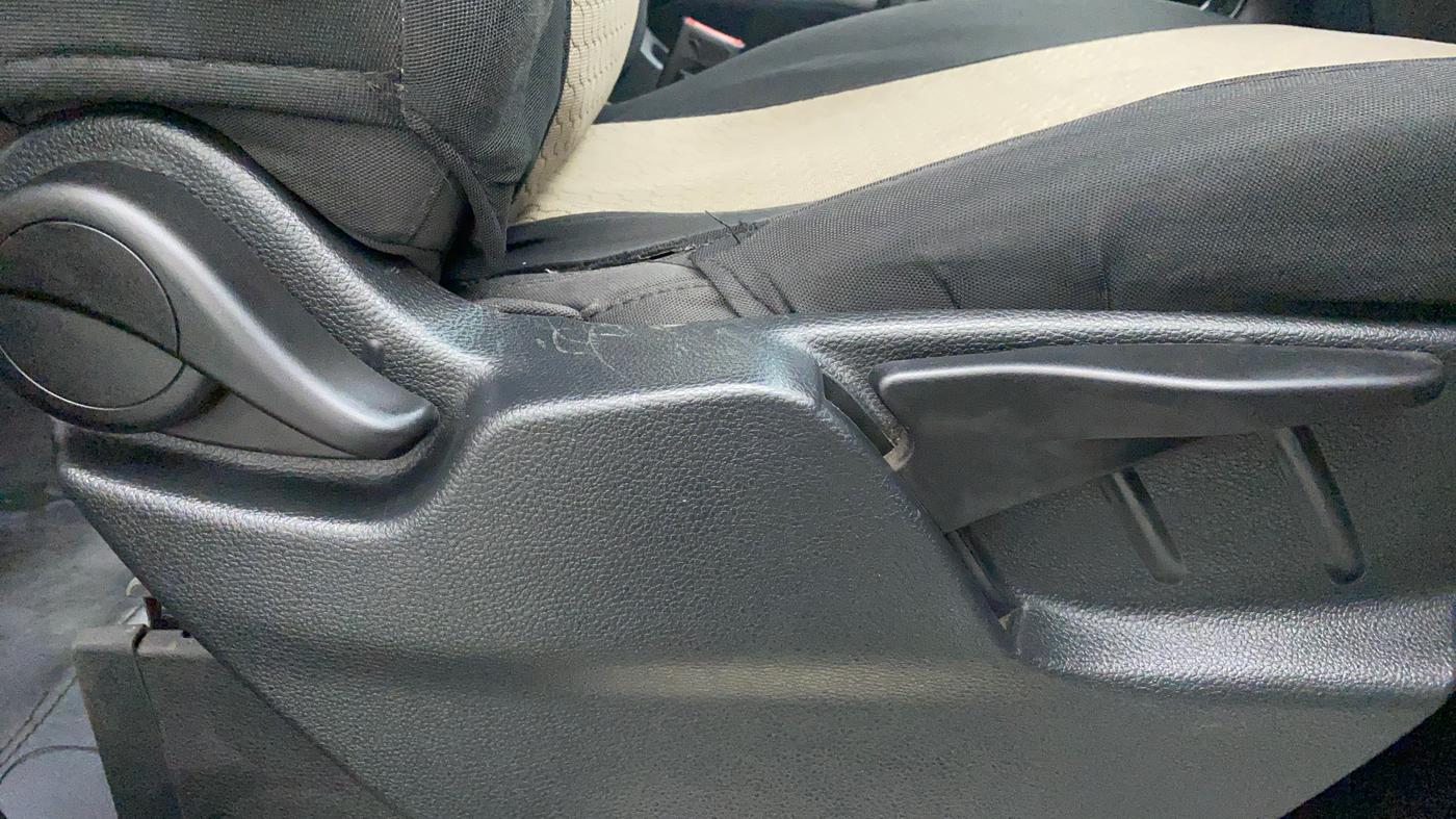 2019 Tata Hexa Varicor 400 XM, Diesel, Manual, 52,408 km, Driver Side Adjustment Panel