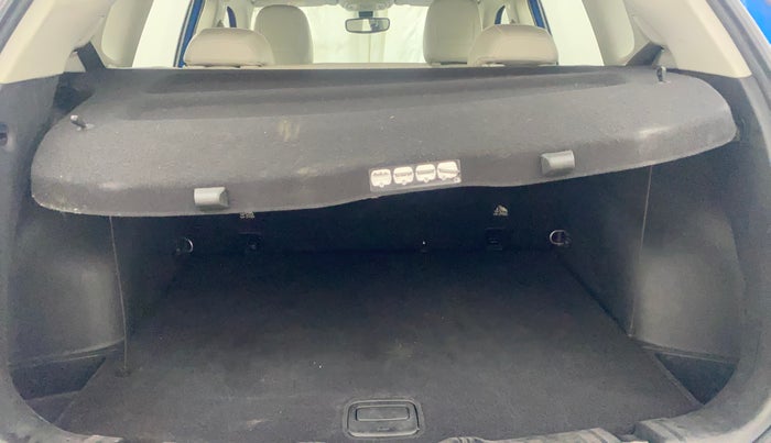 2018 Jeep Compass LIMITED 1.4 PETROL AT, Petrol, Automatic, 77,829 km, Boot Inside