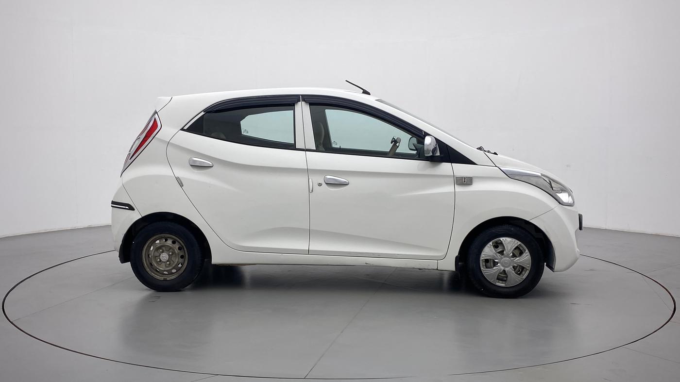 2015 Hyundai Eon ERA PLUS, Petrol, Manual, 17,431 km, Right Side View