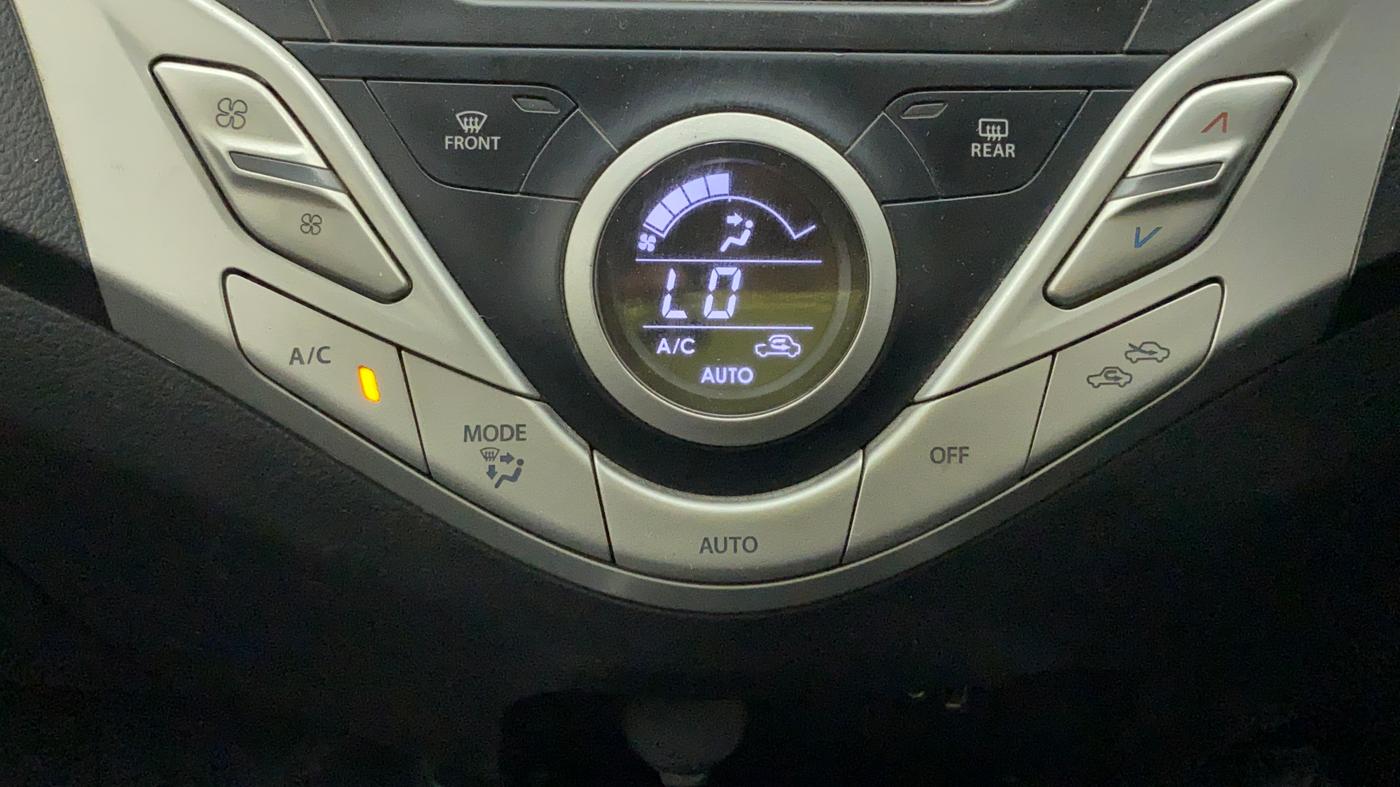 2017 Maruti Baleno DELTA PETROL 1.2, CNG, Manual, 1,01,522 km, Automatic Climate Control