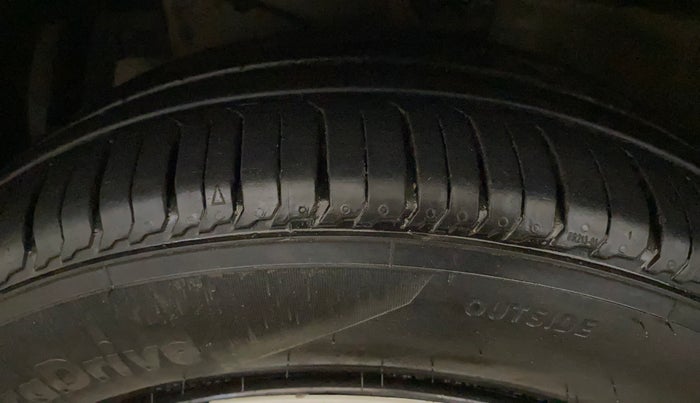 2018 Maruti Ciaz SIGMA 1.4 MT PETROL, Petrol, Manual, 45,657 km, Left Front Tyre Tread