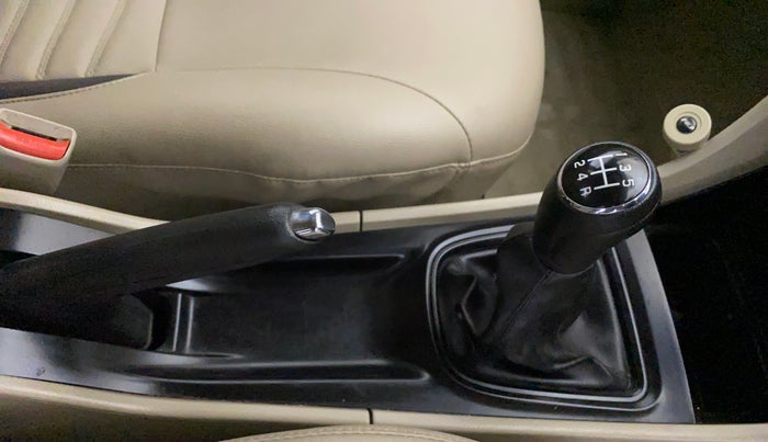 2018 Maruti Ciaz SIGMA 1.4 MT PETROL, Petrol, Manual, 45,657 km, Gear Lever