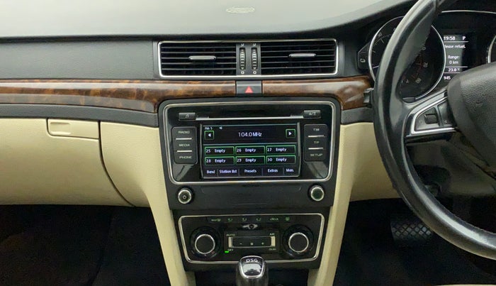 2015 Skoda Superb ELEGANCE 1.8 TSI AT, Petrol, Automatic, 81,945 km, Air Conditioner