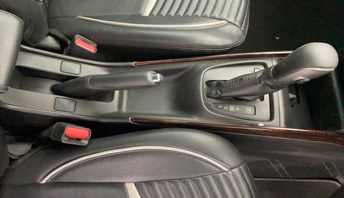 2020 Toyota Glanza V CVT, Petrol, Automatic, 59,309 km, Gear Lever