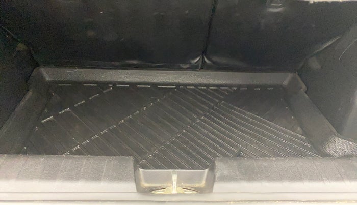 2020 Toyota Glanza V CVT, Petrol, Automatic, 59,309 km, Boot Inside