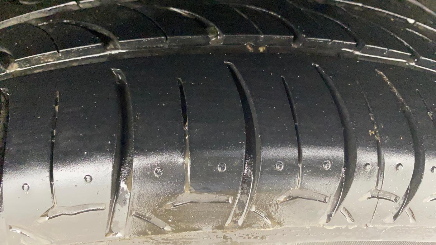 2020 Toyota Glanza V CVT, Petrol, Automatic, 59,340 km, Left Rear Tyre Tread