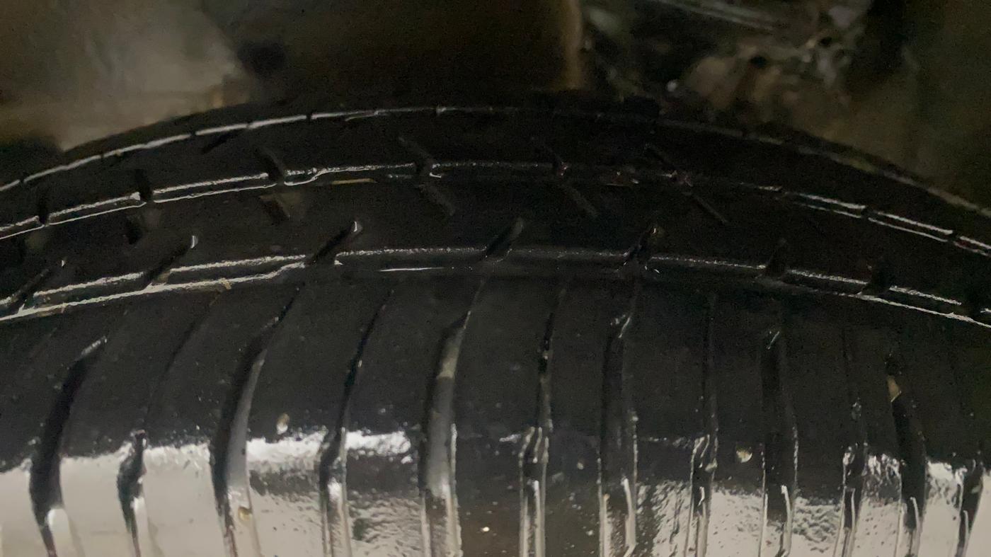 2015 Maruti Alto 800 LXI, Petrol, Manual, 88,606 km, Left Front Tyre Tread