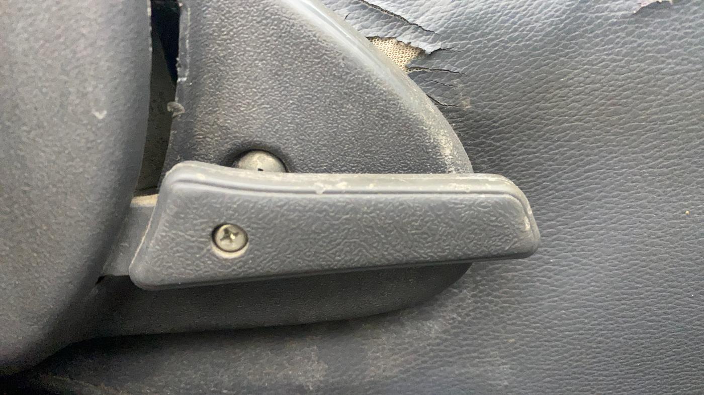 2015 Maruti Alto 800 LXI, Petrol, Manual, 88,606 km, Driver Side Adjustment Panel
