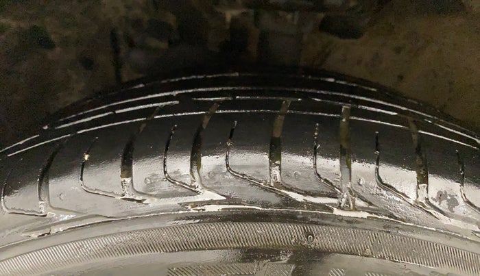 2019 Hyundai VENUE SX 1.4 CRDI, Diesel, Manual, 82,446 km, Left Front Tyre Tread