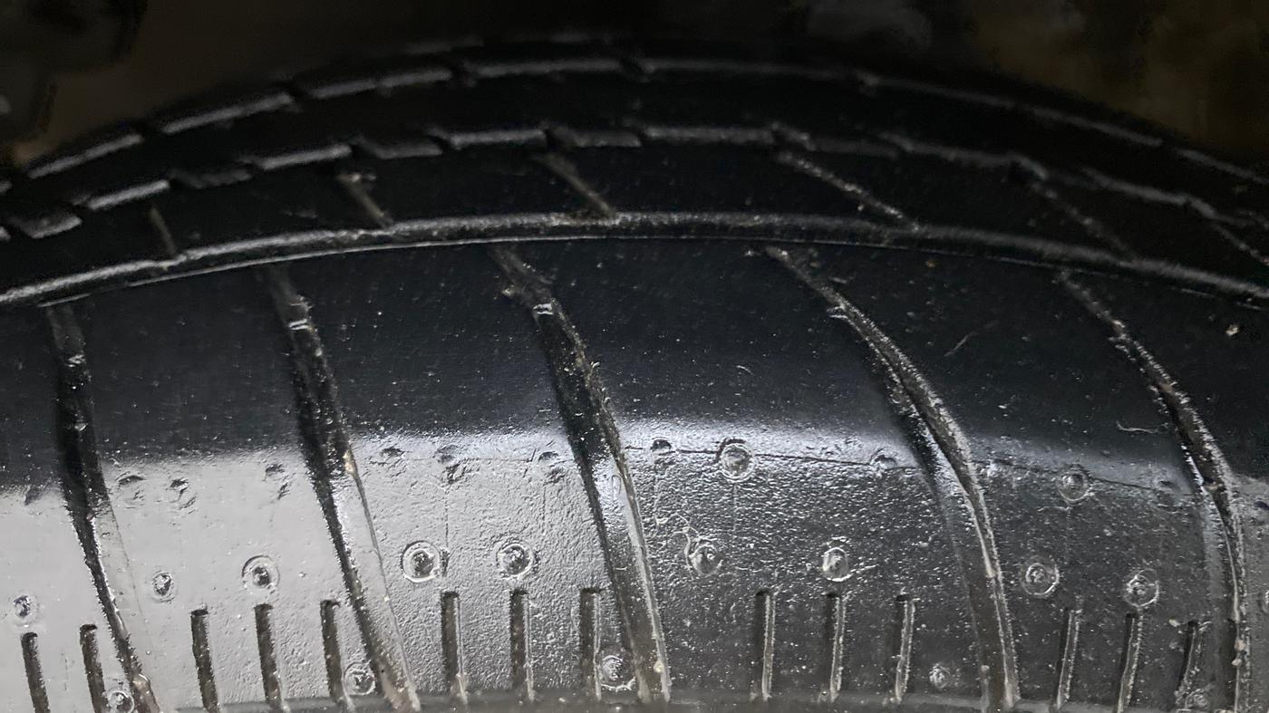 2020 Maruti Celerio VXI CNG OPT, CNG, Manual, 42,439 km, Left Front Tyre Tread