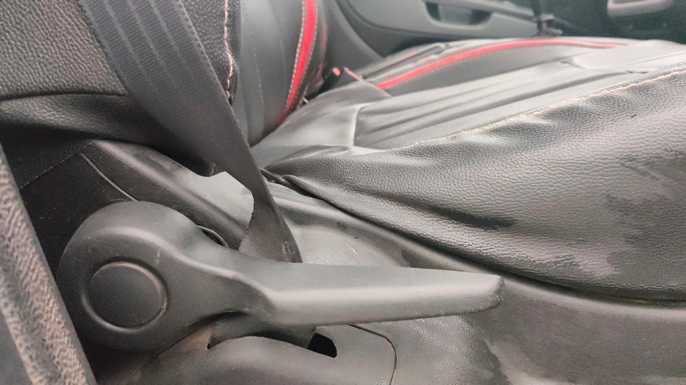 2014 Fiat Punto EVO ACTIVE 1.3 MULTIJET, Diesel, Manual, 79,687 km, Driver Side Adjustment Panel