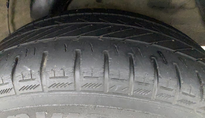 2013 Hyundai i20 SPORTZ 1.4 CRDI, Diesel, Manual, 45,273 km, Left Rear Tyre Tread