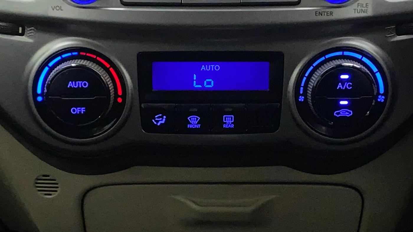 2013 Hyundai i20 SPORTZ 1.4 CRDI, Diesel, Manual, 45,273 km, Automatic Climate Control