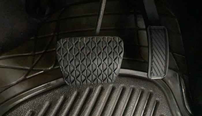 2014 Ford Ecosport TITANIUM 1.5L PETROL AT, Petrol, Automatic, 21,708 km, Pedals