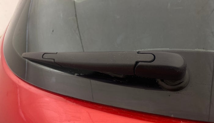 2022 Renault Kiger RXT (O) AMT DUAL TONE, Petrol, Automatic, 8,770 km, Rear Wiper