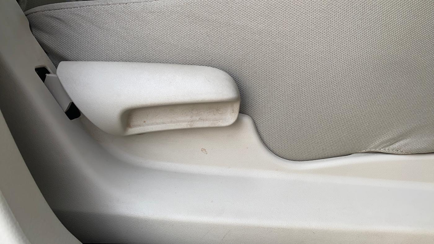 2020 Maruti Celerio LXI, Petrol, Manual, 31,744 km, Driver Side Adjustment Panel